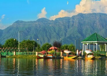 KASHMIR TOUR PACKAGE