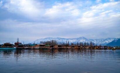 kashmir family tour packages